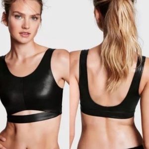 Victoria’s Secret Shiny Back Cutout Sports Bra